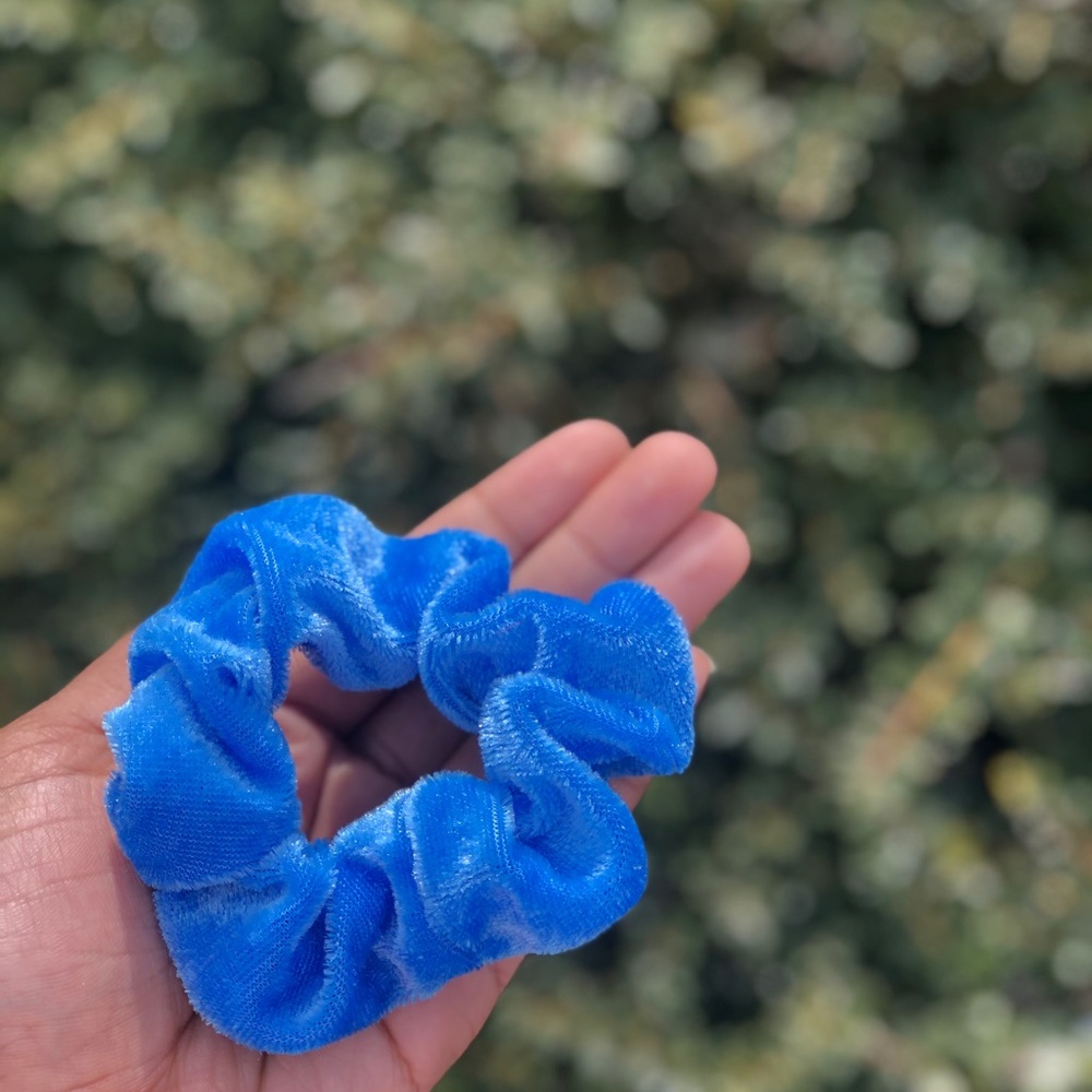 Scrunchies - Picture 6 of 8